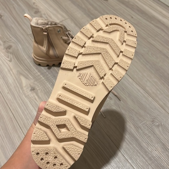 Palladium fur lined booties - Picture 2 of 2